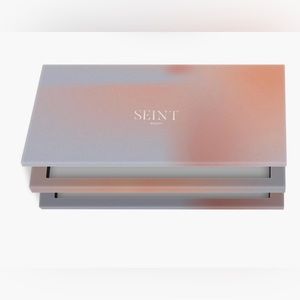 SEINT IIID Makeup Palette
“Paris Skies”- Holds 18 Full tins or 36 Eyeshadows